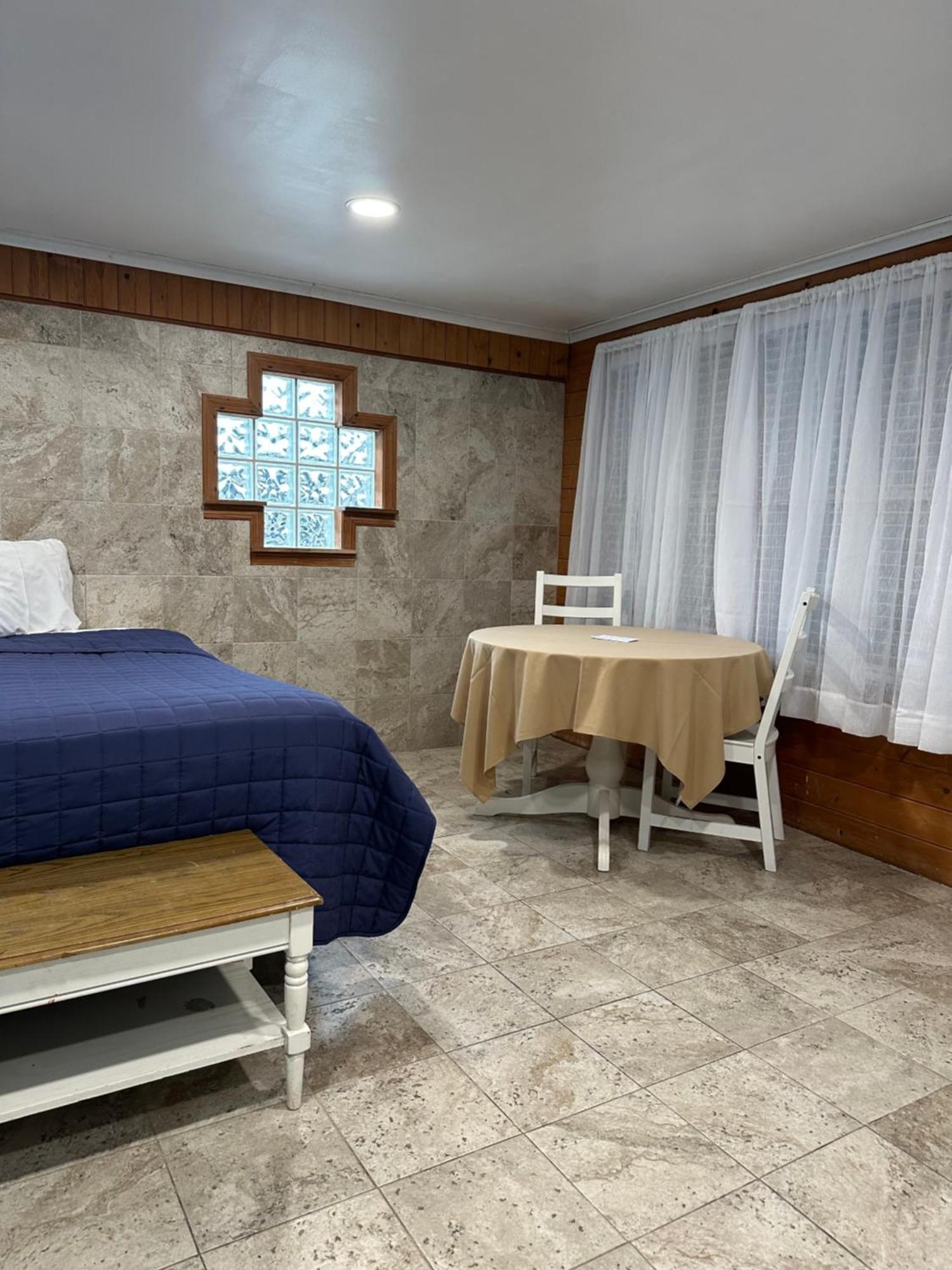 Nautical Motel Хэмптон Экстерьер фото